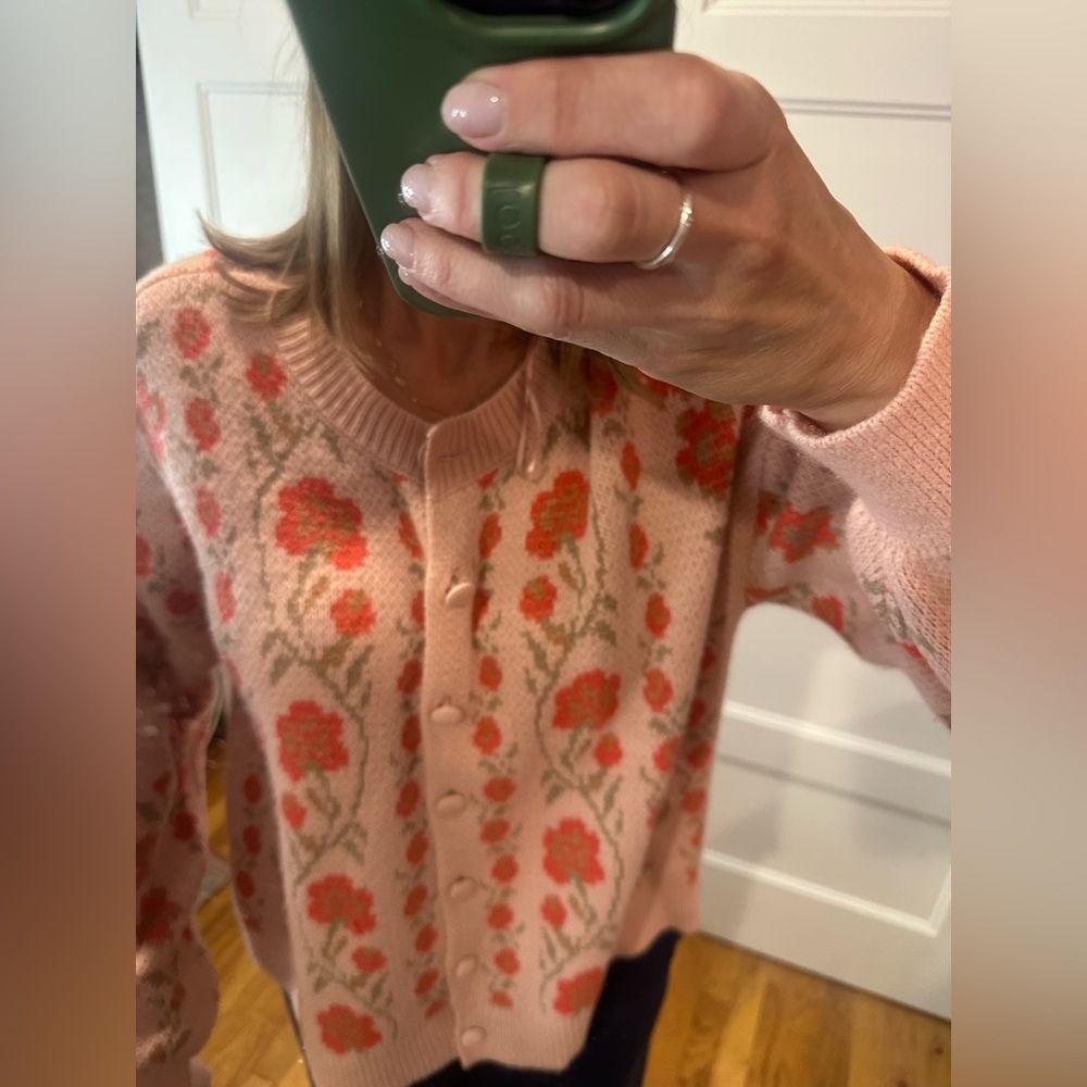 Boutique easel Pink Floral Button-Front Cardigan Sweater - Picture 4 of 5
